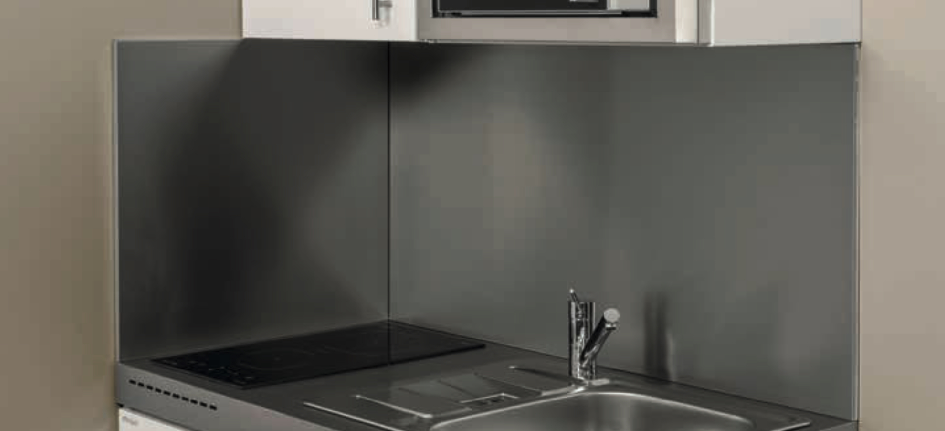 Ru-ckwa-nde_Edelstahl Rückwand für Miniküche Easy,- Kitchen,- Premiumline